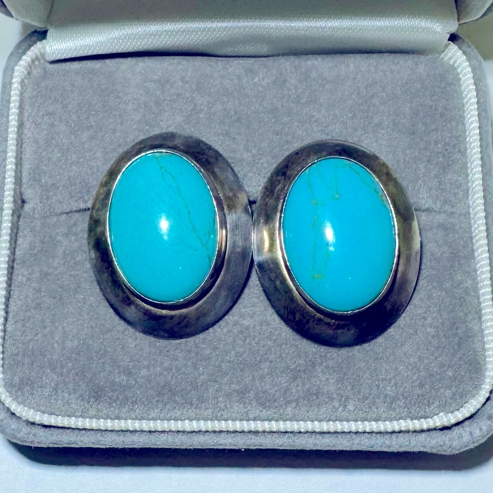 ❌SOLD❌ Vintage Handmade Large Turquoise Stud Earrings Solid 925 Sterling Silver - Picture 1 of 15